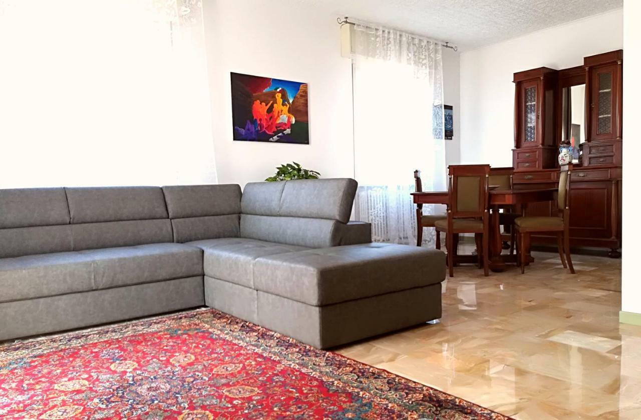 카스티리오네델레스티비에레 Casa Di Barbara 빌라 외부 사진